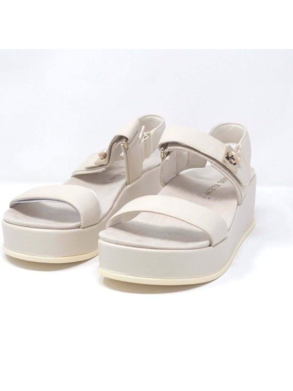 Anne Klein Akverse Off White Sandals Women’s 9M